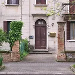Dimora Castelli Free Parking Marghera