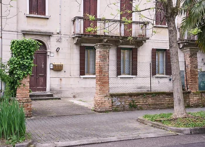 Apartment Dimora Castelli Free Parking Marghera